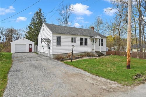 10 Hodges Ct, Saint Albans, VT, 05478-1811 | Card Image