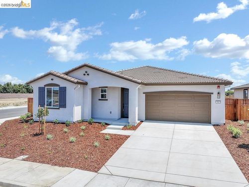 504 Spruce Way, Antioch, CA, 94509 | Card Image
