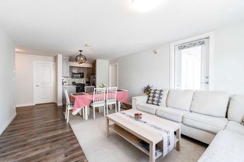 3217-6118 80 Ave Ne, Calgary, AB, T3J0S6 | Card Image
