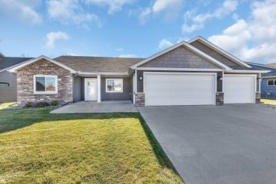 Welcome Home 1612 Hurst Castle Road St Cloud MN | Image 1