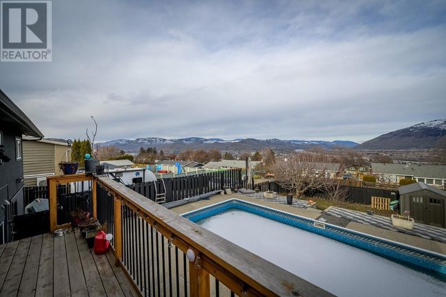 492 Grandview Terr, House other with 3 bedrooms, 3 bathrooms and 3 parking in Kamloops BC | Image 21