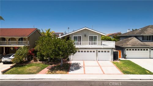 6541 Segovia Cir, Huntington Beach, CA, 92647-6643 | Card Image