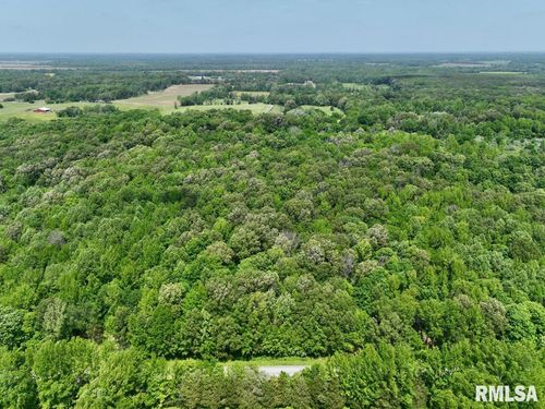 001 Battleford Rd, Stonefort, IL, 62987 | Card Image