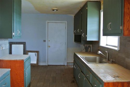 28099 County Street 2630, Gracemont, OK, 73042-9556 | Card Image