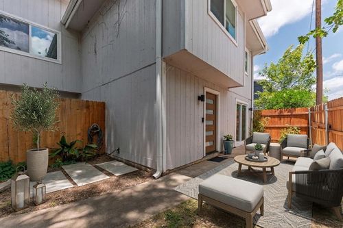 105-1208 Hollow Creek Dr, Austin, TX, 78704-2057 | Card Image