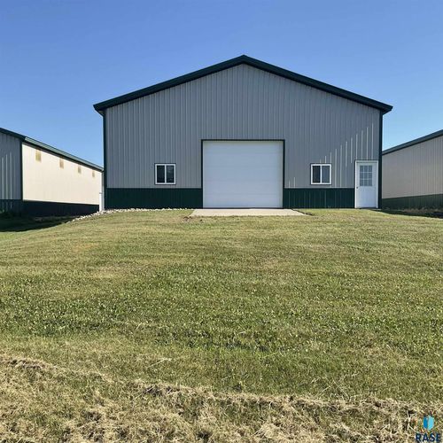 23833 462nd Ave Avenue, Wentworth, SD, 57075 | Card Image