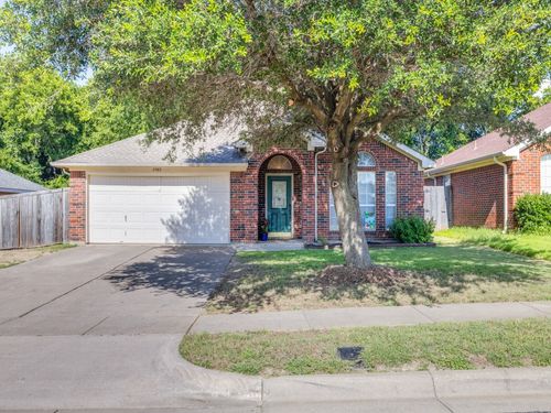 5903 Garden View Dr, Arlington, TX, 76018-5344 | Card Image