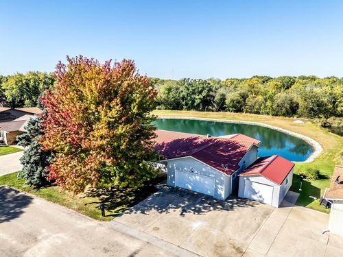 410 Lakeside Dr Drive, Fairbank, IA, 50629 | Card Image