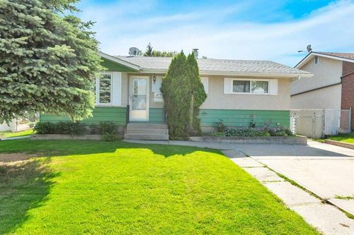 7 Ohio Close, Red Deer, AB, T4N5C7 | Card Image