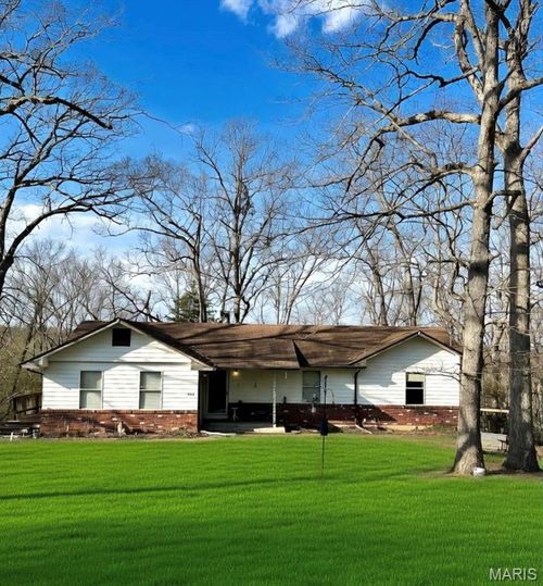 8413 Logans Run, Dittmer, MO, 63023-1752 | Card Image