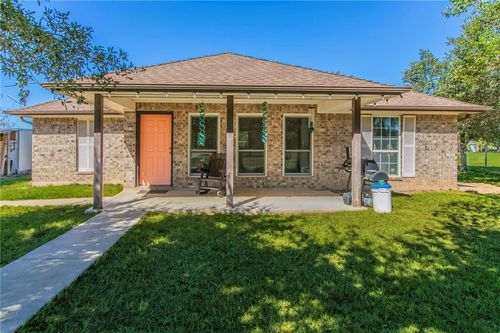 6725 E Us Highway 79, Milano, TX, 76556-2727 | Card Image