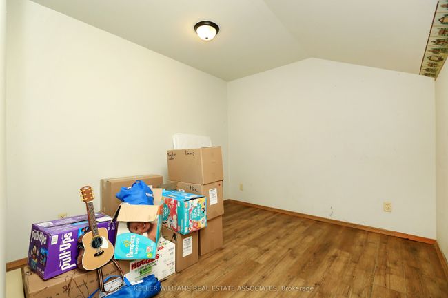 329 Josephine St, Home with 11 bedrooms, 6 bathrooms and 10 parking in Huron ON | Image 6