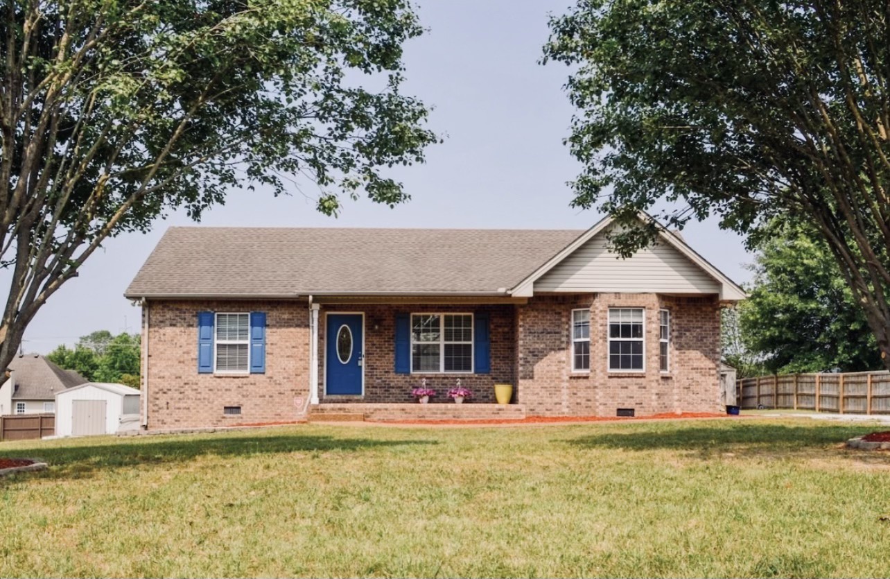 Irish Oaks Dr, Portland, TN 37148