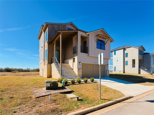 8-25829 Case Ln, Spicewood, TX, 78669 | Card Image