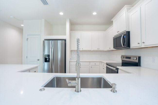 21_C_Fifth_Ave-13 | Image 10