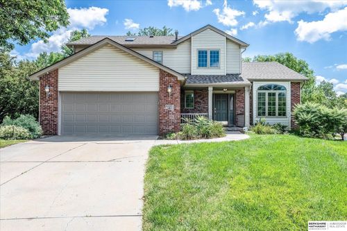 4421 Serra Pl, Lincoln, NE, 68516-5508 | Card Image
