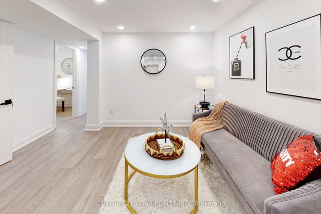 42 Coventry Crt, House other with 7 bedrooms, 5 bathrooms and 2 parking in Richmond Hill ON | Image 26