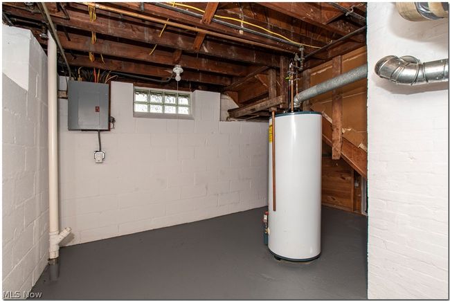 Hot Water Tank in Basement | Image 33