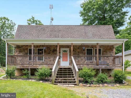 305 Winchester Dr, WINCHESTER, VA, 22602-3652 | Card Image