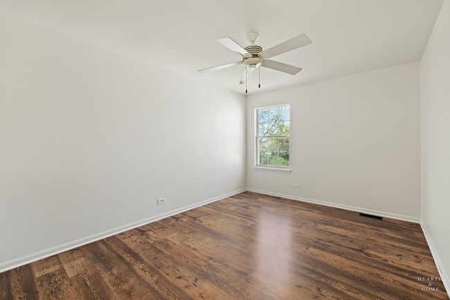 664 Silk Oak Ln, Townhouse with 2 bedrooms, 3 bathrooms and 2 parking in Crystal Lake IL | Image 18