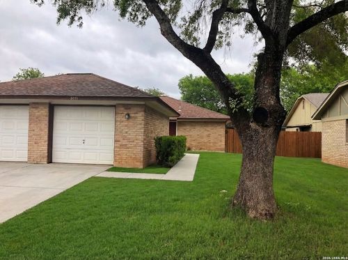 8833 Meadow Range St, San Antonio, TX, 78250-4531 | Card Image