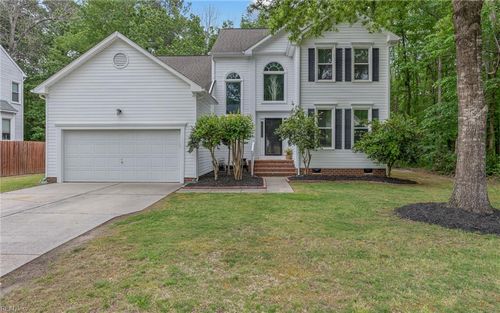 221 Robinhood Rd, Chesapeake, VA, 23322-7164 | Card Image