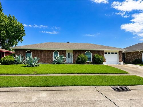 5112 Willowtree Rd, Marrero, LA, 70072-4941 | Card Image