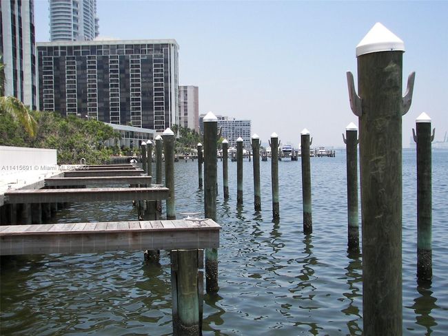 APT-2110 - 2101 Brickell Ave, Condo with 1 bedrooms, 1 bathrooms and null parking in Miami FL | Image 22