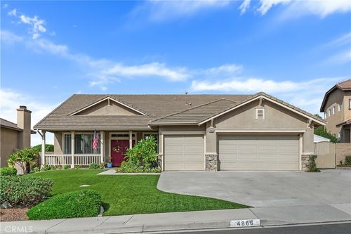 4866 Montreal Dr, Fontana, CA, 92336 | Card Image