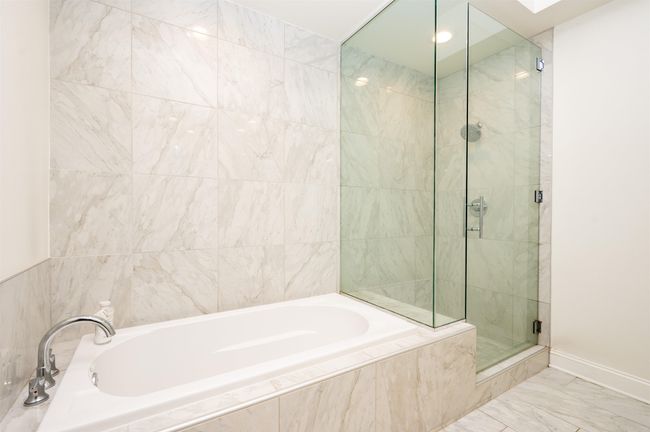 APT-904 - 717 S Riverside Dr, Condo with 1 bedrooms, 2 bathrooms and null parking in Memphis TN | Image 14