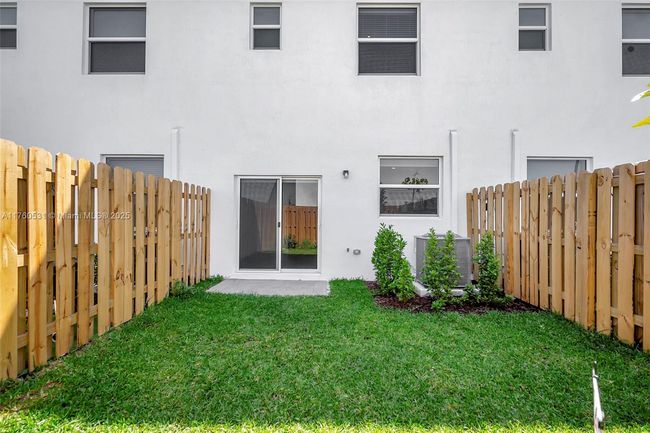 2455 Nw 119 Th Ter, Home with 3 bedrooms, 3 bathrooms and null parking in Miami FL | Image 36