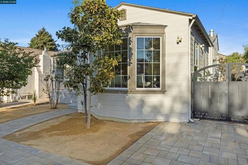 1029 Pomona Ave, Albany, CA, 94706-2337 | Card Image