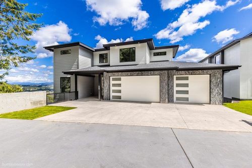 5022 S Lincoln Way, Spokane, WA, 99224-8306 | Card Image