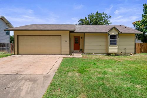 109 Channel Dr, Sunrise Beach, TX, 78643-9324 | Card Image