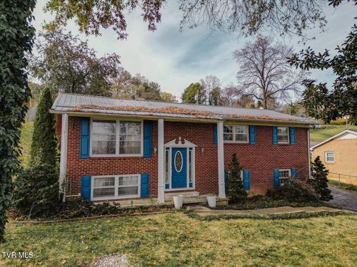 952 Afton St, Kingsport, TN, 37660-1161 | Card Image