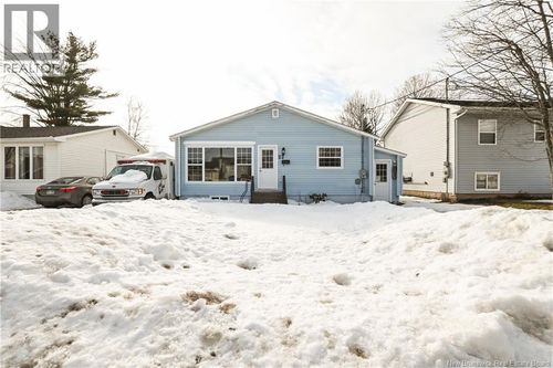 22 Jordan Cres, Moncton, NB, E1C0S6 | Card Image