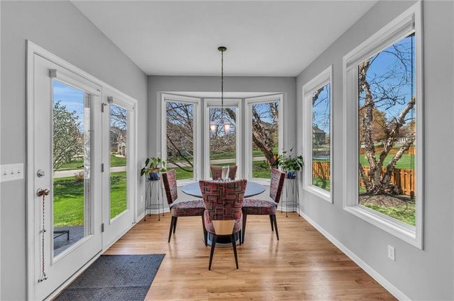 5712 Payne St, House other with 5 bedrooms, 5 bathrooms and null parking in Shawnee KS | Image 7