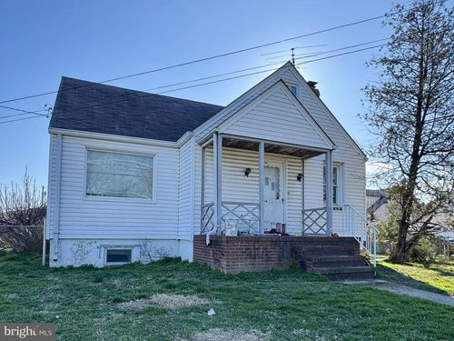 2725 N Point Rd, DUNDALK, MD, 21222-1608 | Card Image