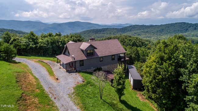 308 Walnut Mountain Farms Loop, House other with 4 bedrooms, 3 bathrooms and null parking in Roan Mountain TN | Image 34