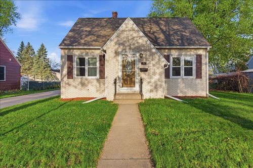 1806 Losey Boulevard, La Crosse, WI, 54601 | Card Image