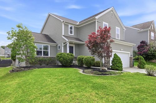 565 Rolling Acre Dr, Lithopolis, OH, 43136-9758 | Card Image
