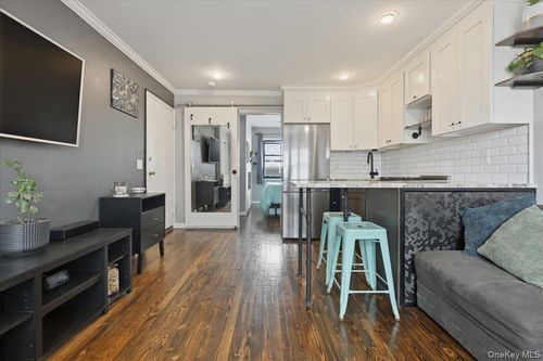 apt-8b-65 W Broadway, Long Beach, NY, 11561-4012 | Card Image