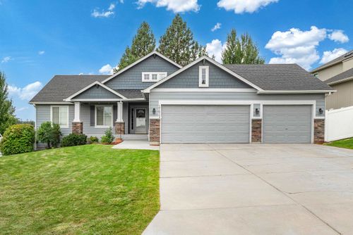 17611 Horseman Dr, Colbert, WA, 99005-8721 | Card Image