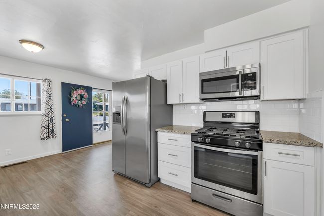 190 E Cedar St, House other with 3 bedrooms, 2 bathrooms and 3 parking in Fernley NV | Image 16