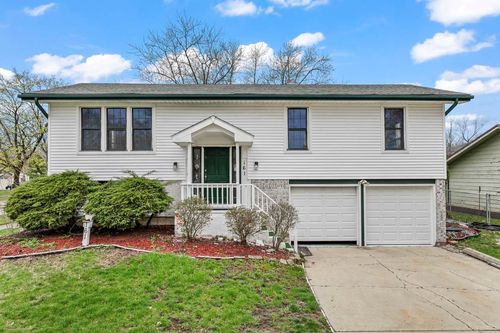 161 Oakwood Dr, Bolingbrook, IL, 60440-2828 | Card Image