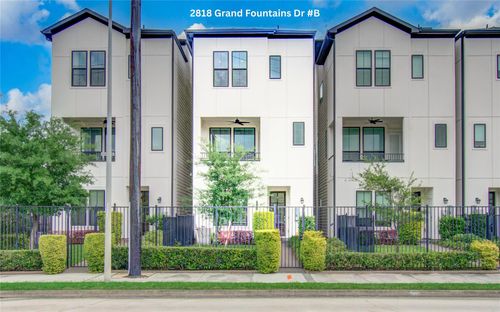 unit-b-2818 Grand Fountains Dr, Houston, TX, 77054-2062 | Card Image