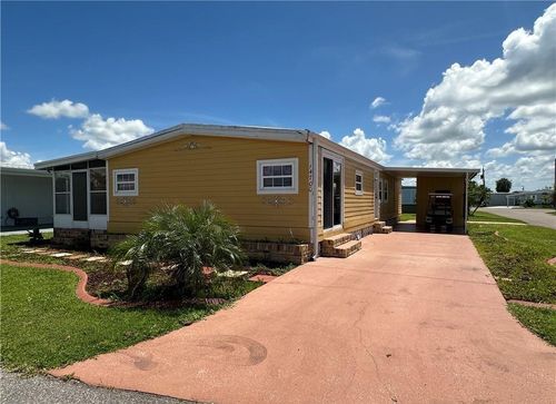 1-14700 Patrick Henry Rd, NORTH FORT MYERS, FL, 33917-9042 | Card Image