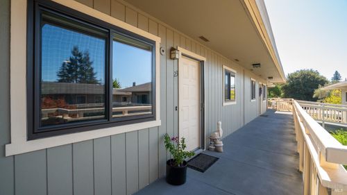 23-720 Petaluma Blvd, Petaluma, CA, 94952-5147 | Card Image