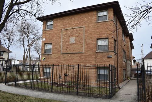 5914 W Huron Street, Chicago, IL, 60644 | Card Image