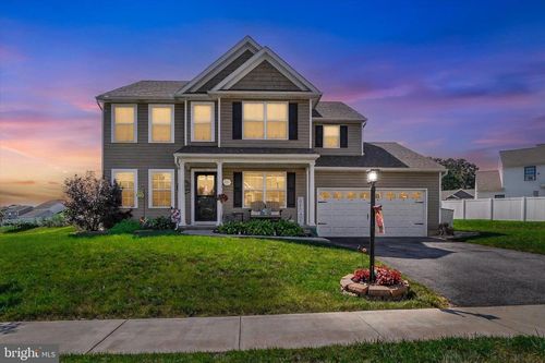 50 Callie Dr, YORK, PA, 17404-9402 | Card Image